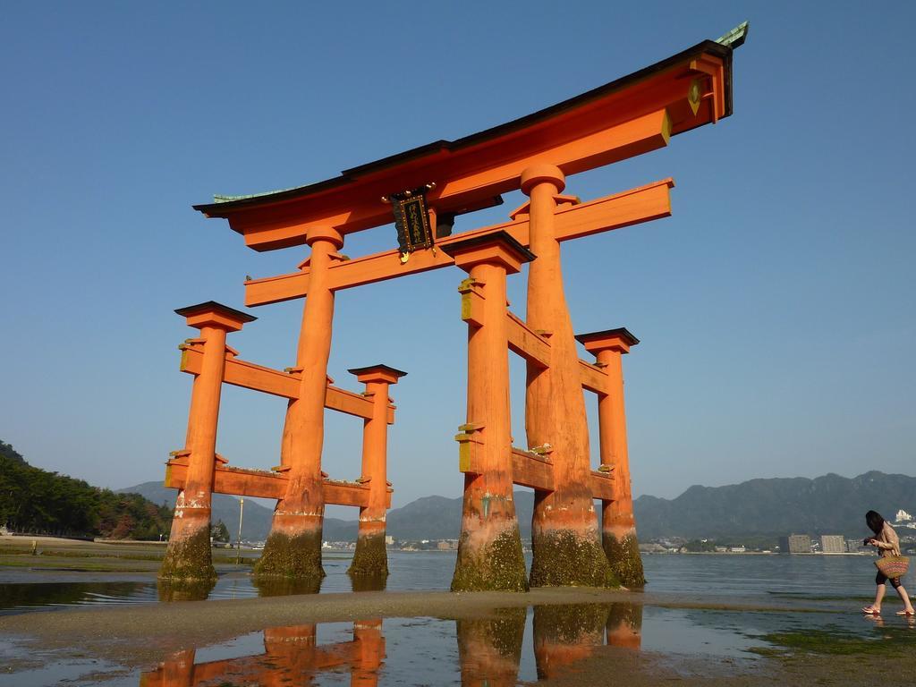 Miyajima Seaside Hotel Itsukushima Exterior photo