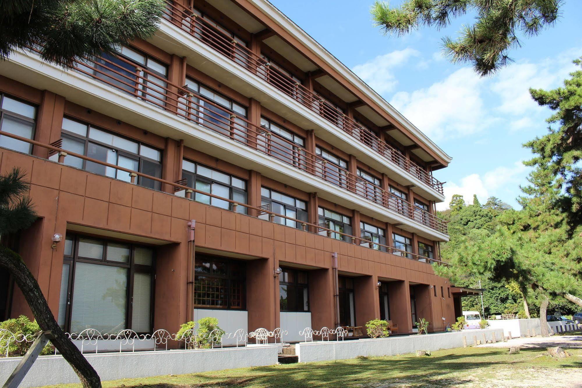 Miyajima Seaside Hotel Itsukushima Exterior photo